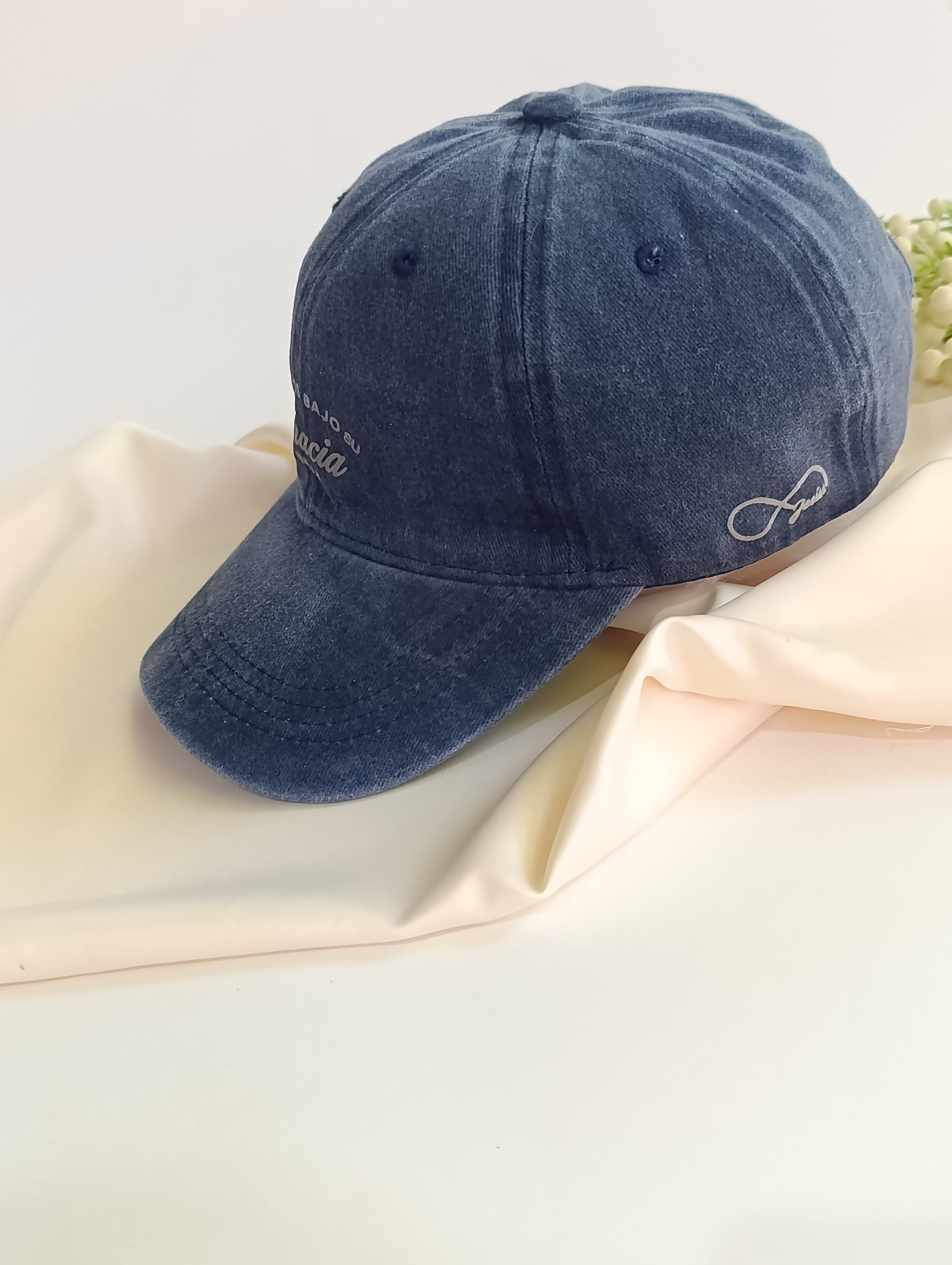 Keppi denim prelavado "Bajo su Gracia"