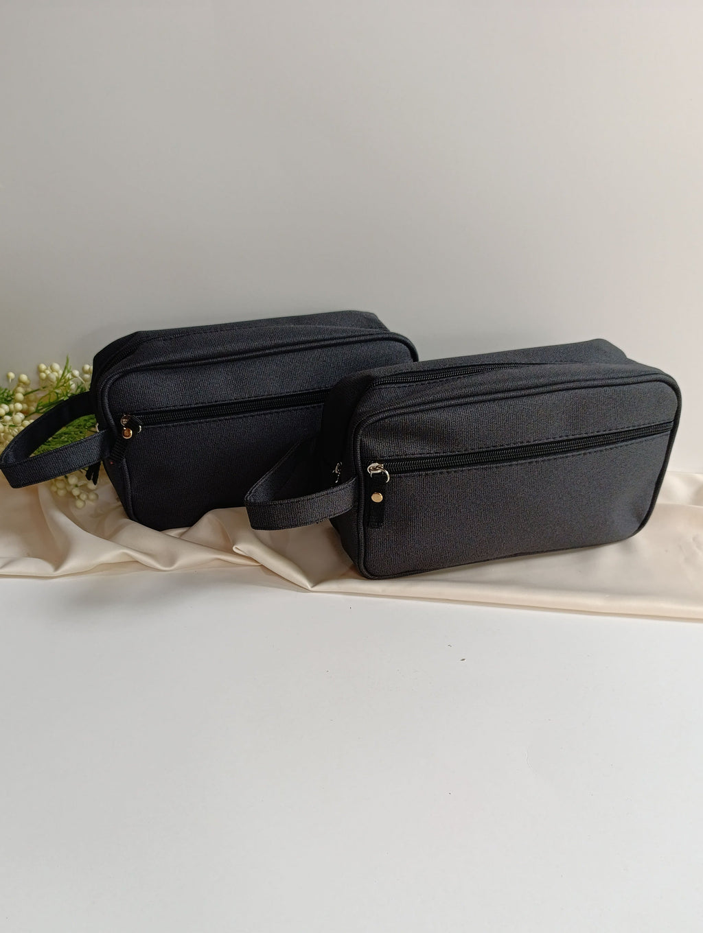 Necesser clasico doble cierre color negro