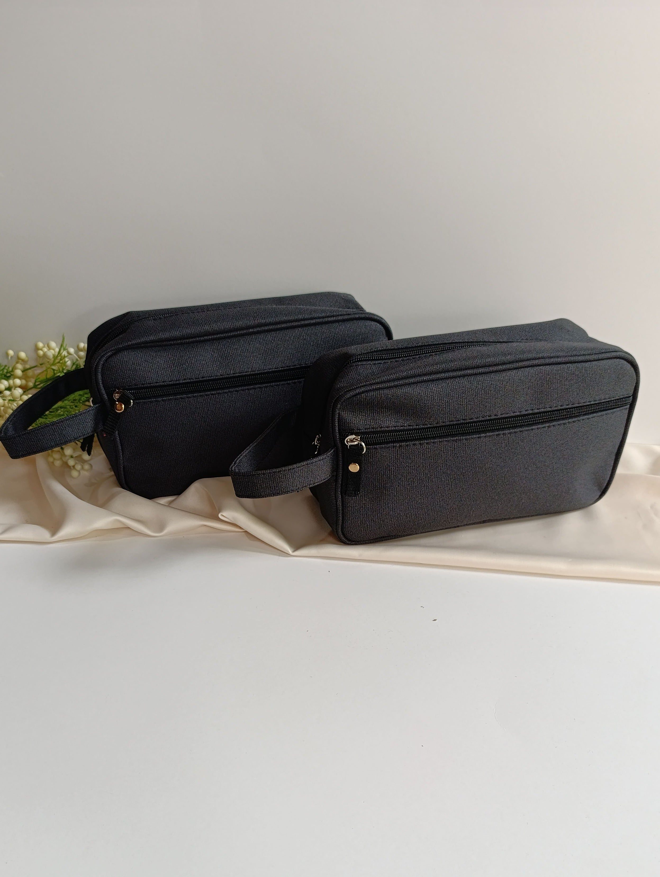 Necesser clasico doble cierre color negro