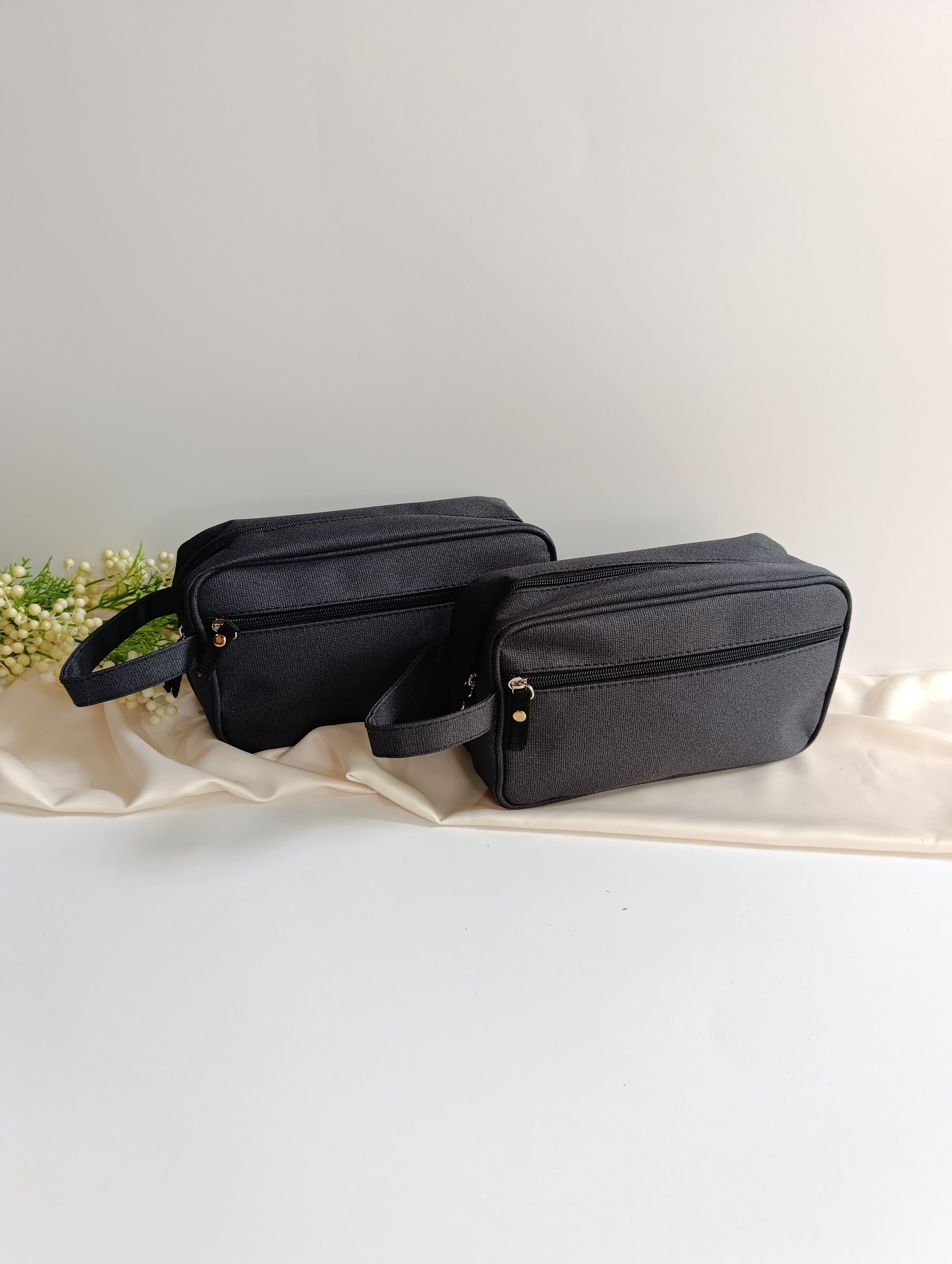 Necesser clasico doble cierre color negro