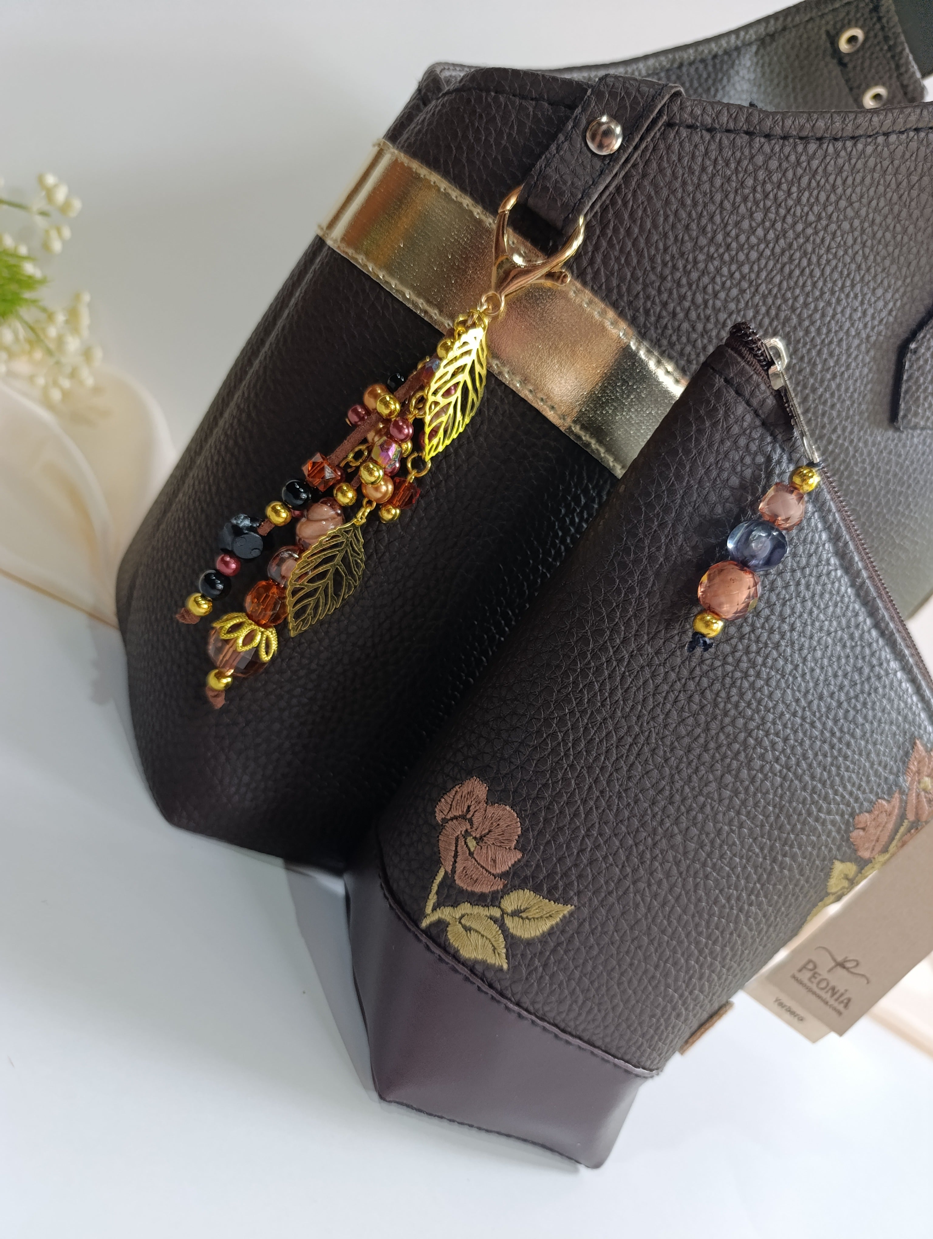 Bolso porta Mate Chic color Marrón Café