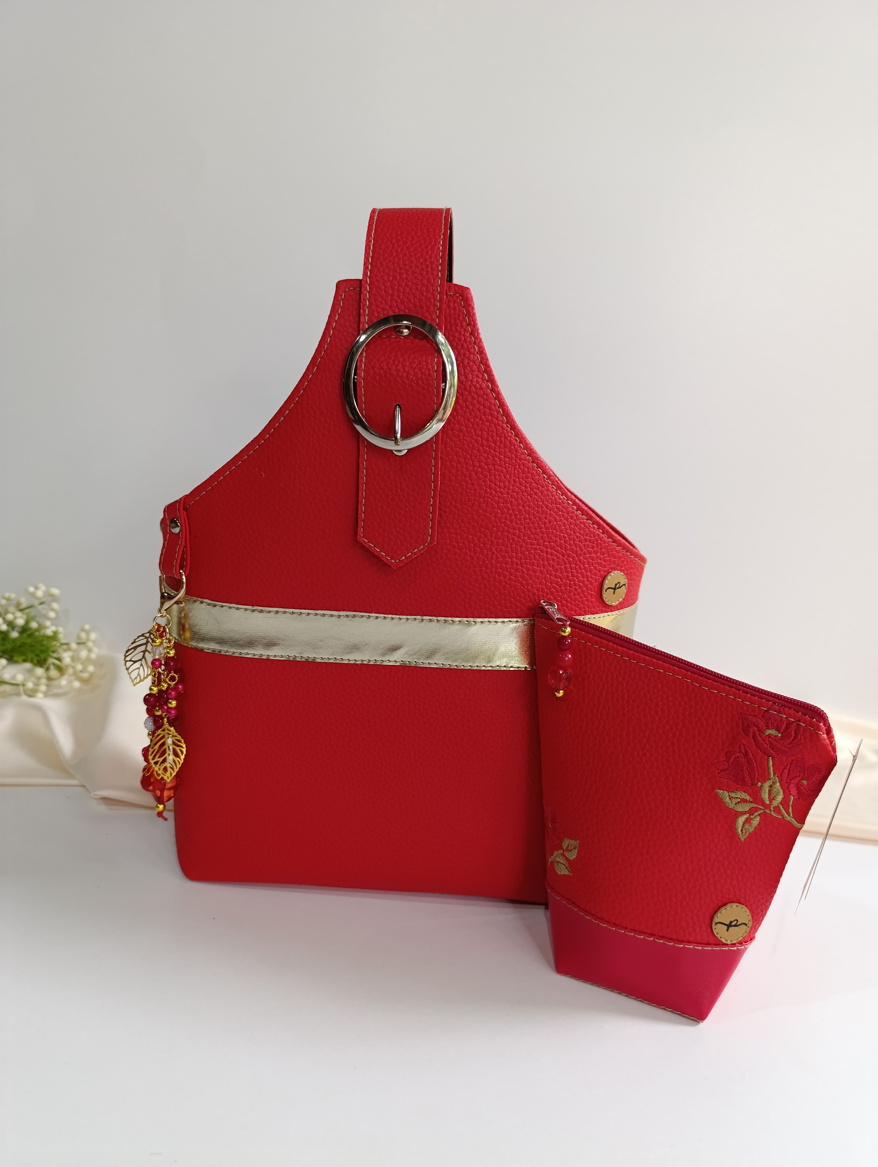 Bolso porta Mate Chic color Rojo