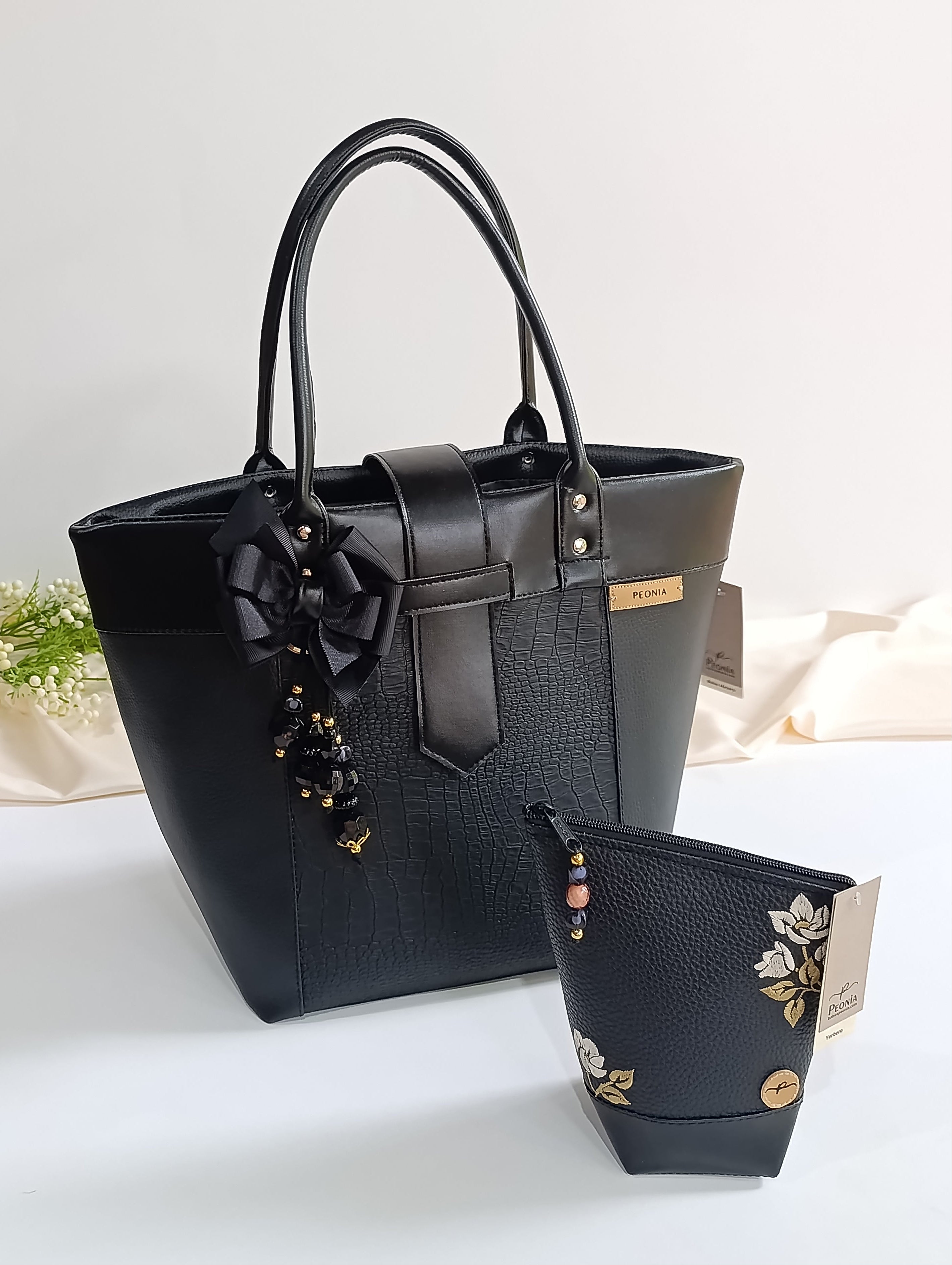 Bolso porta Mate Eleganzza color Negro Crocco