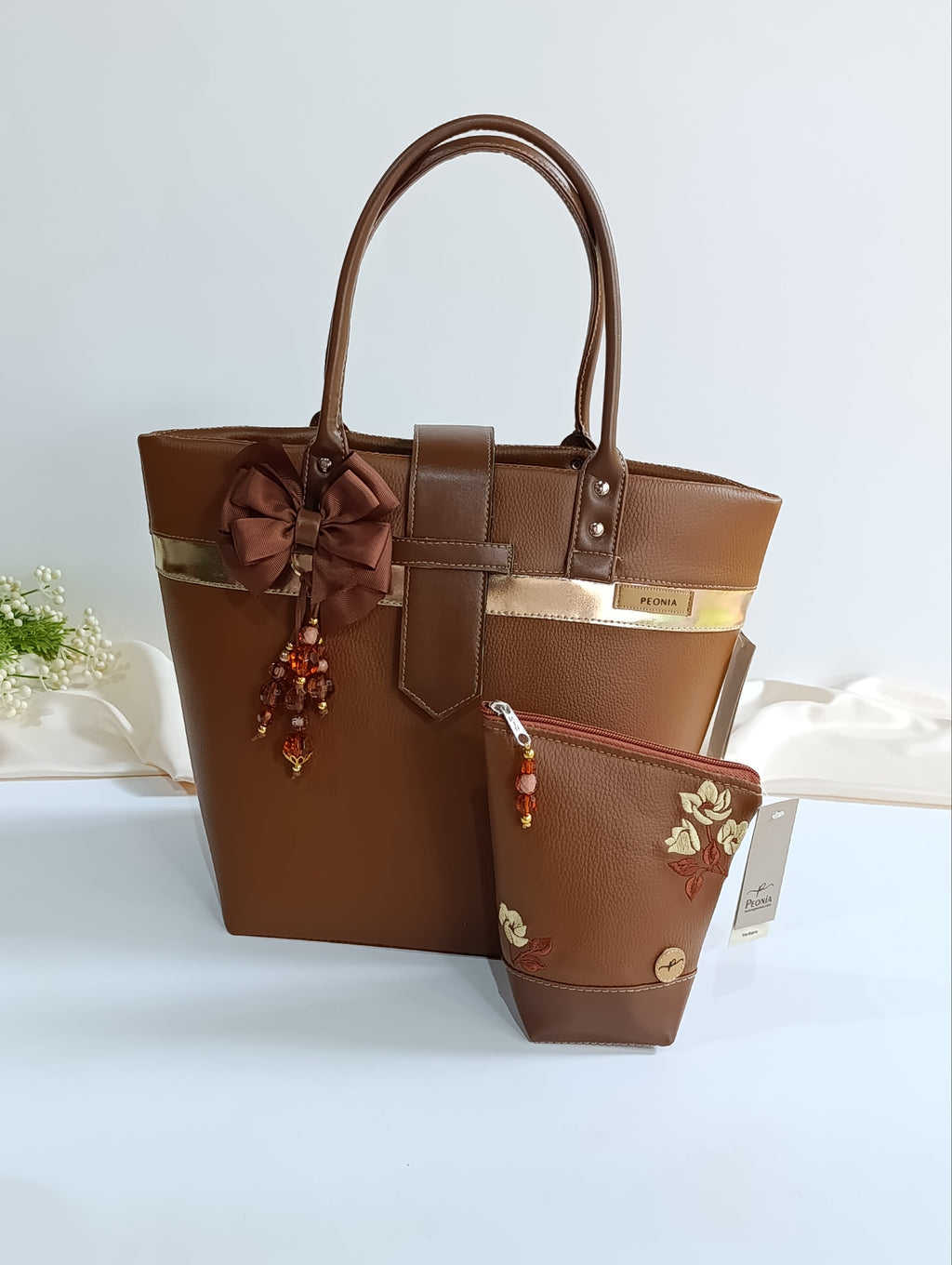 Bolso porta Mate Eleganzza color Marrón Caramelo con Dorado