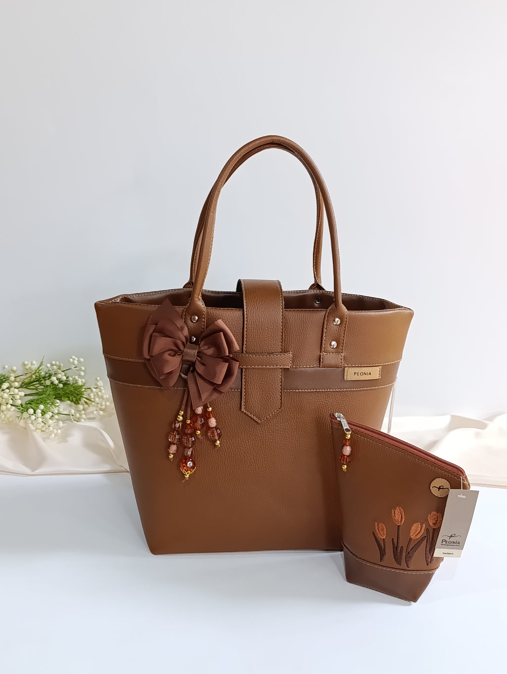 Bolso porta Mate/Tereré Eleganzza color Marrón Suela