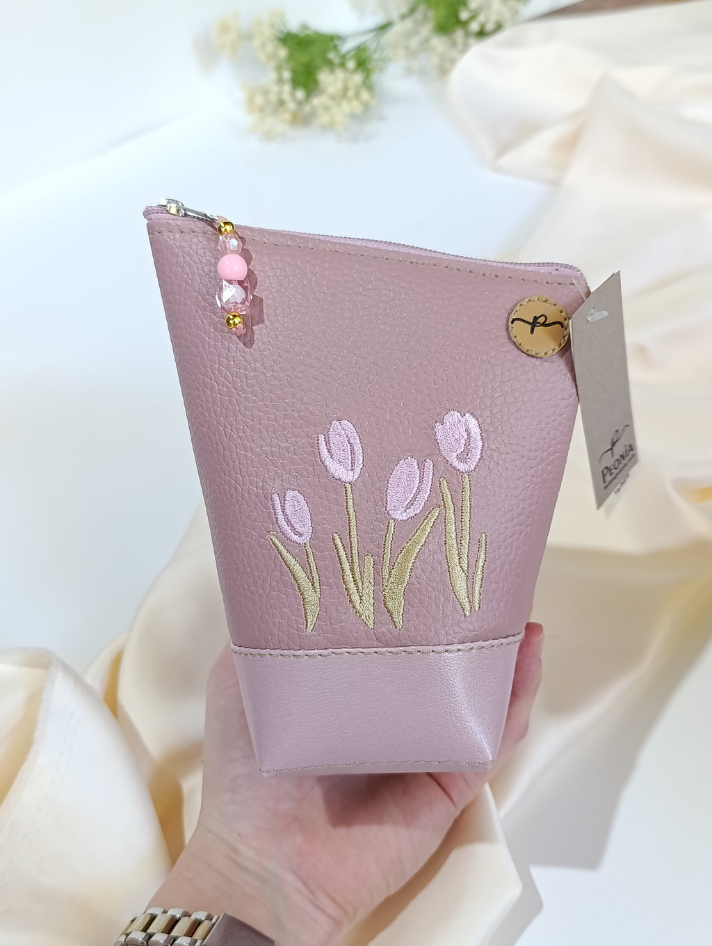 Yerbera Femenina bordada tulipanes