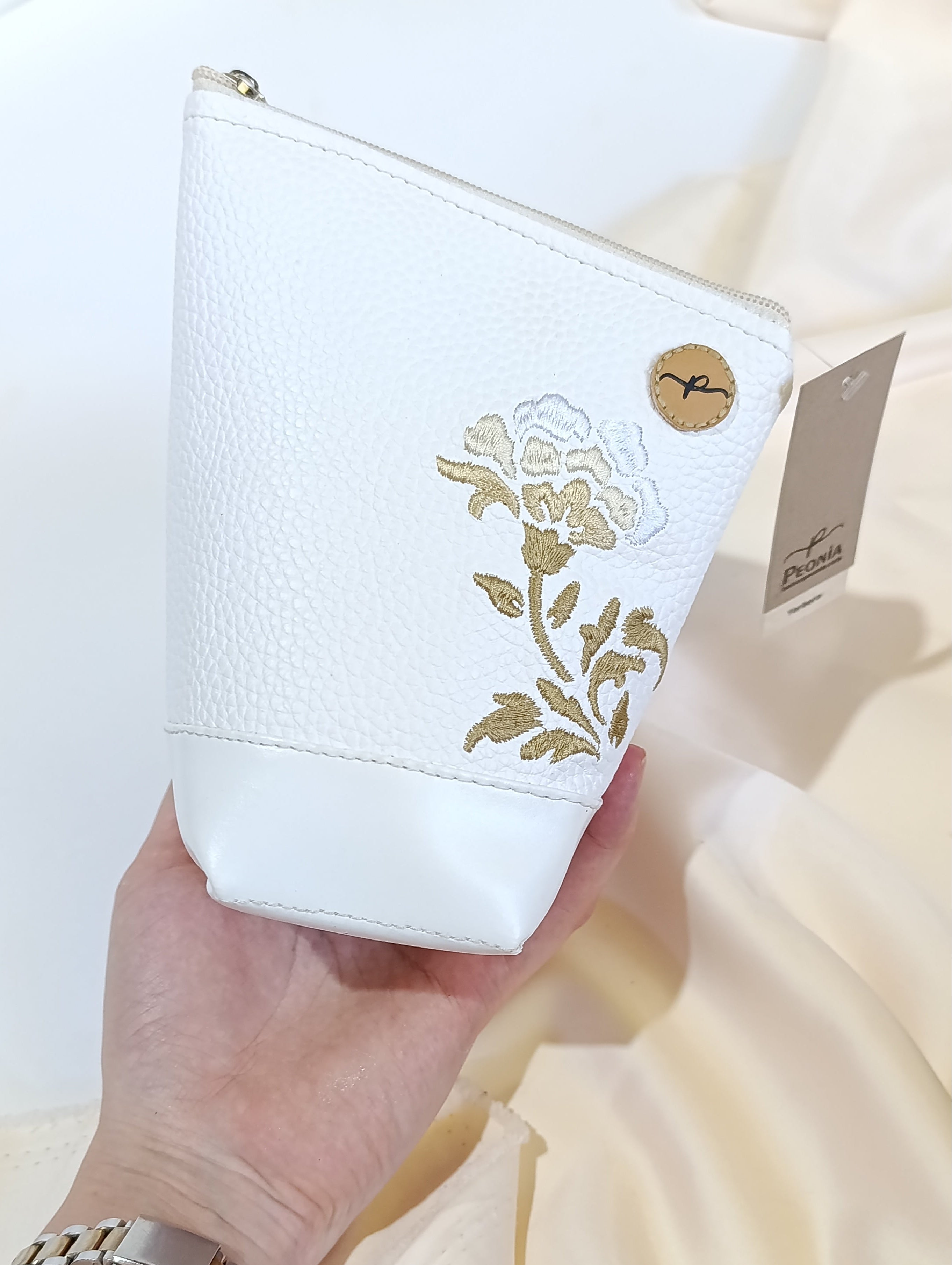 Yerbera Floral bordada Marigold