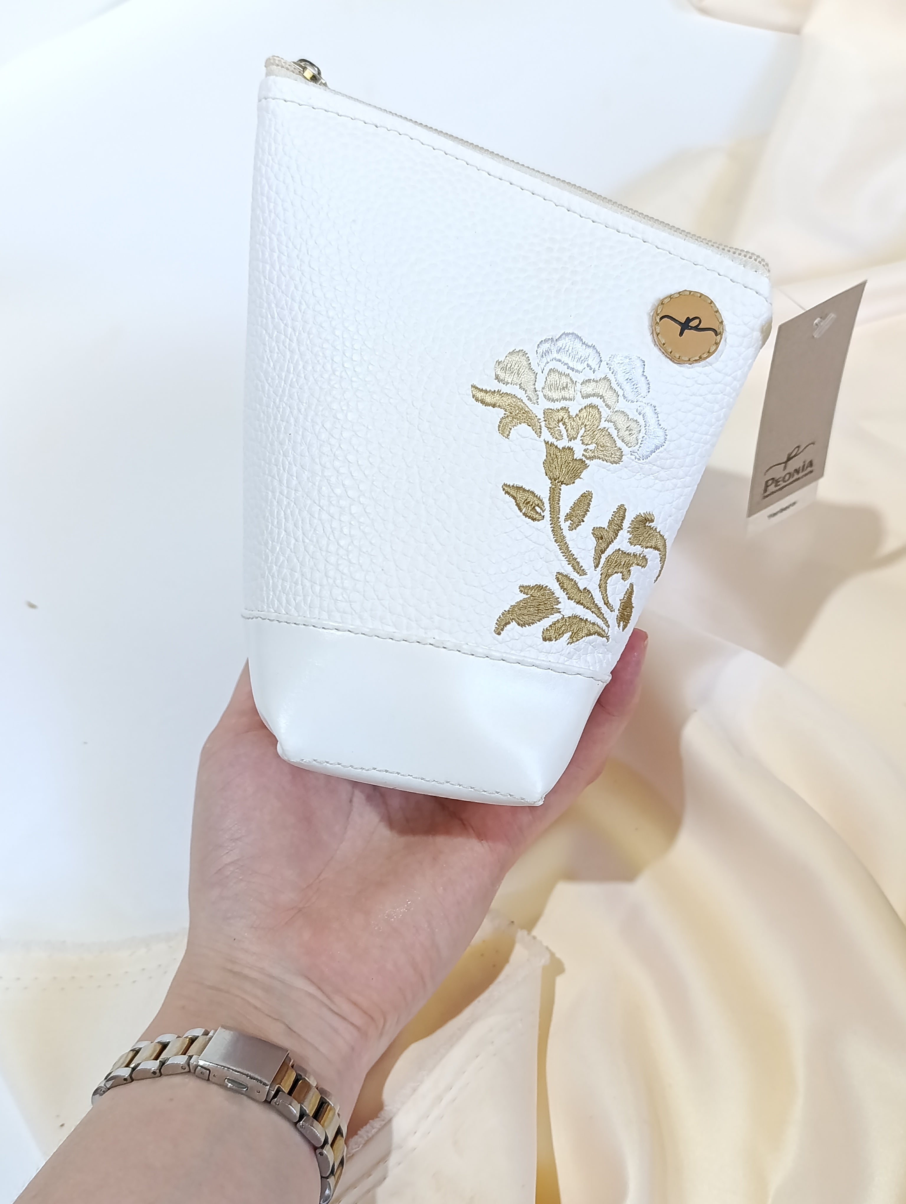 Yerbera Floral bordada Marigold