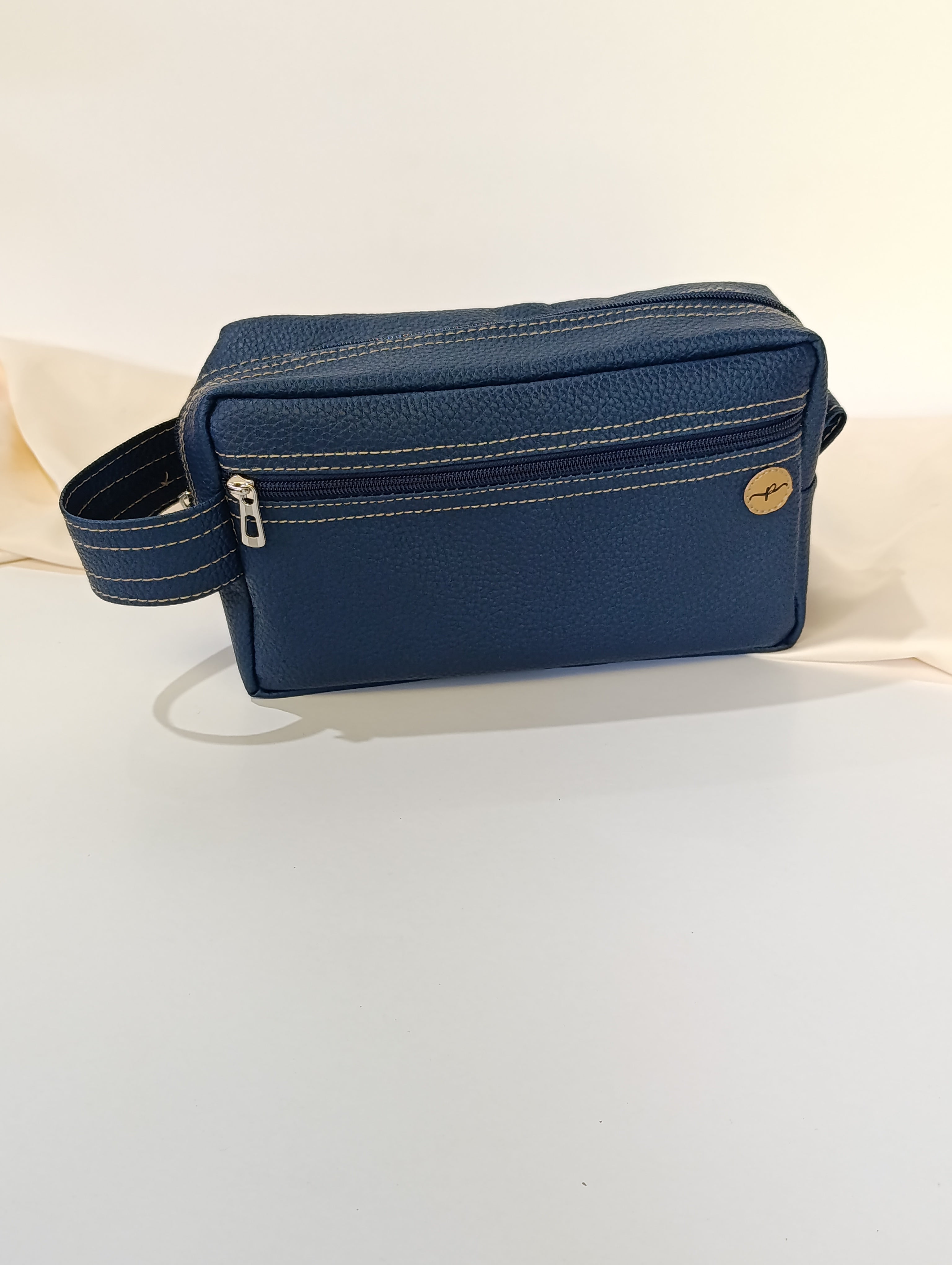 Necesser doble cierre -Disponible en varios colores.