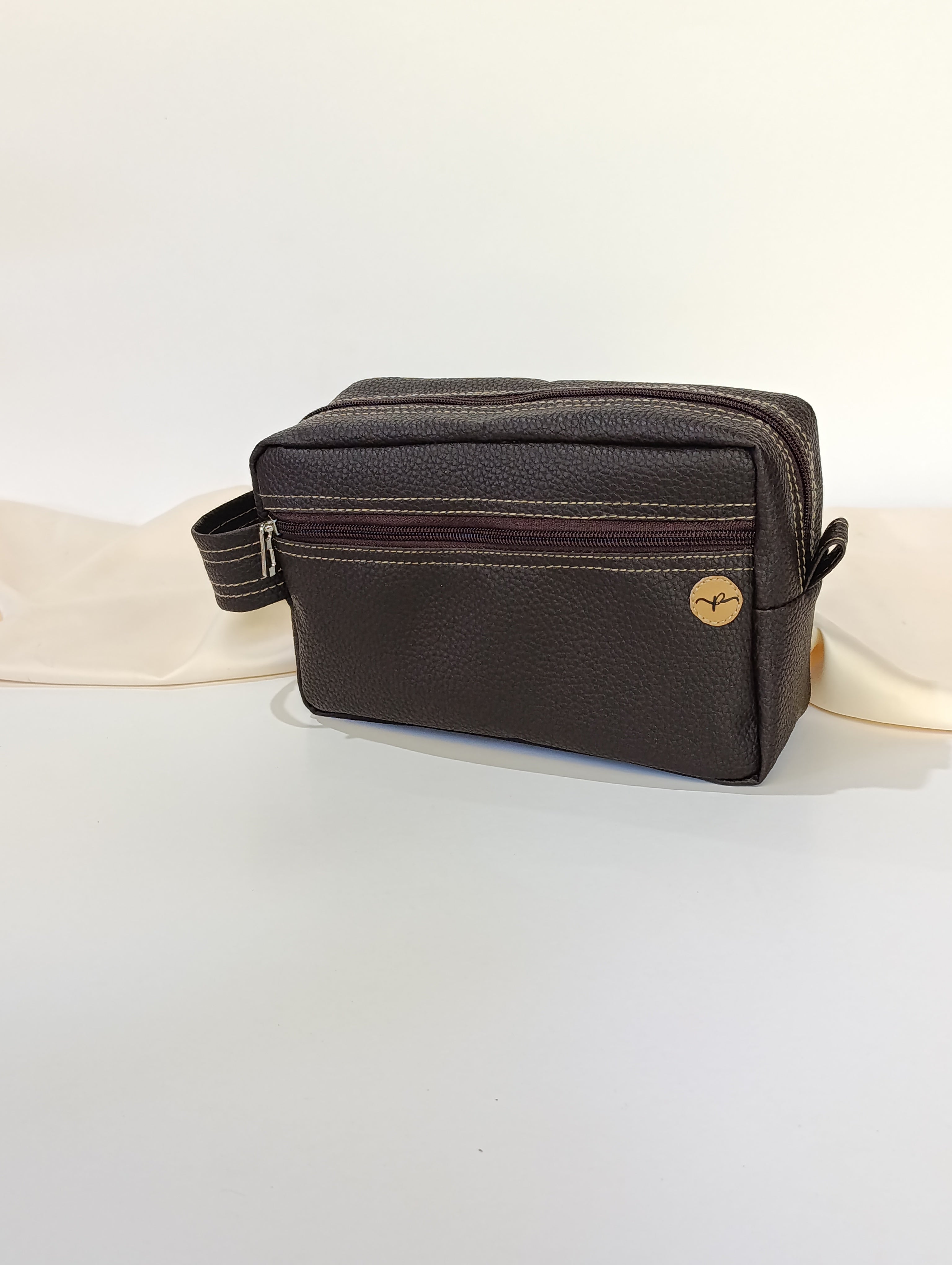 Necesser doble cierre -Disponible en varios colores.