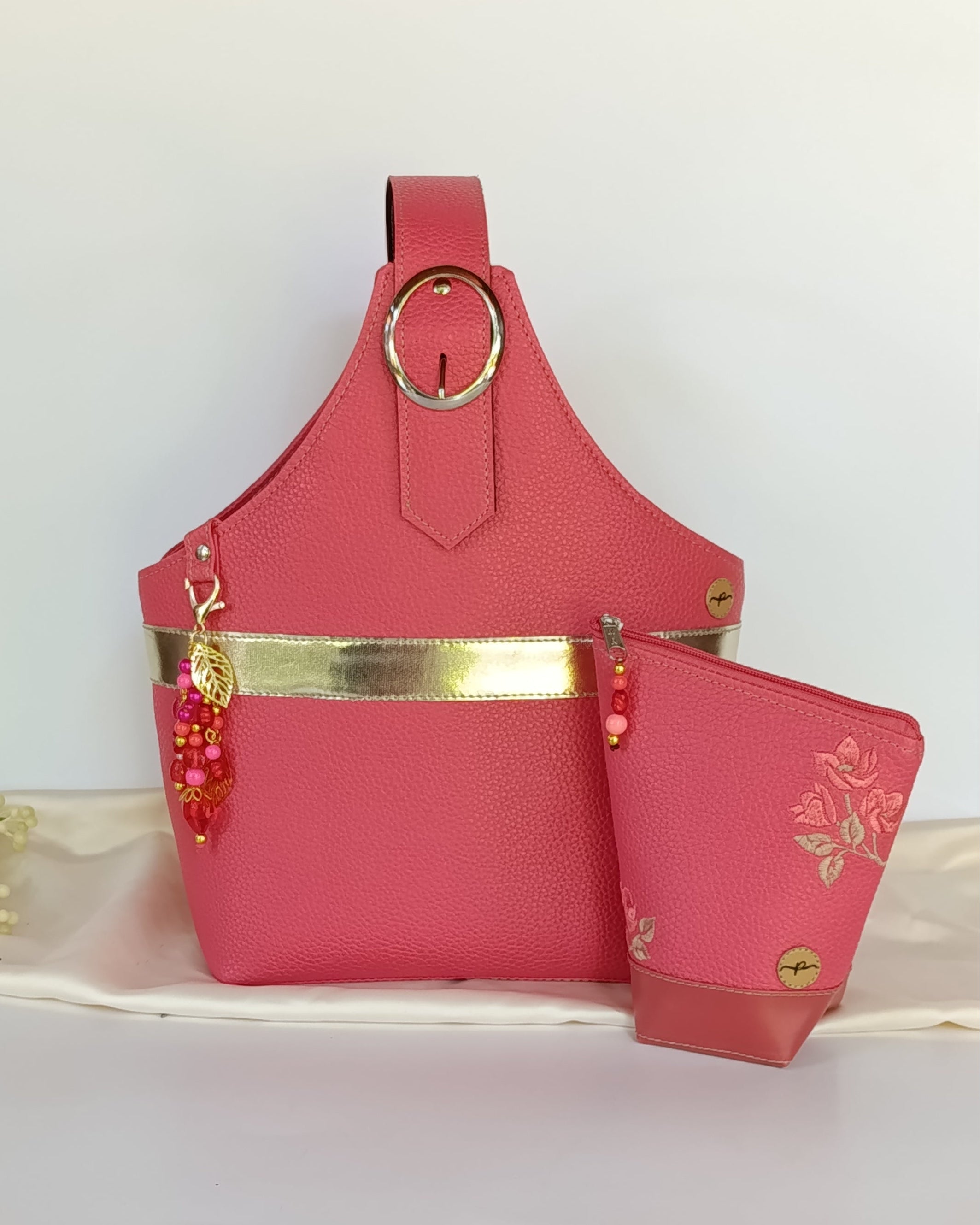 Bolso porta Mate Chic color Coral
